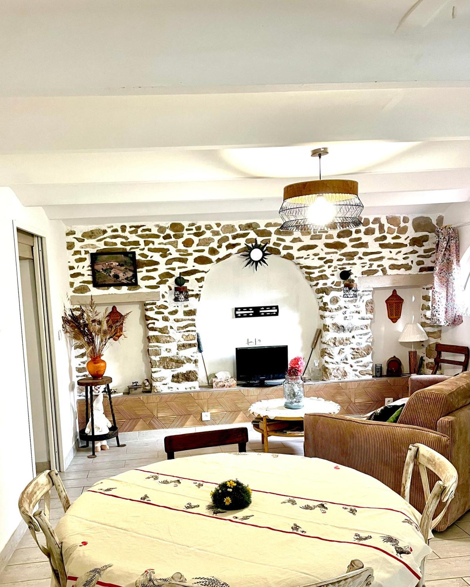 Appartement Cosy Saint-Hilaire-de-Brethmas Екстер'єр фото